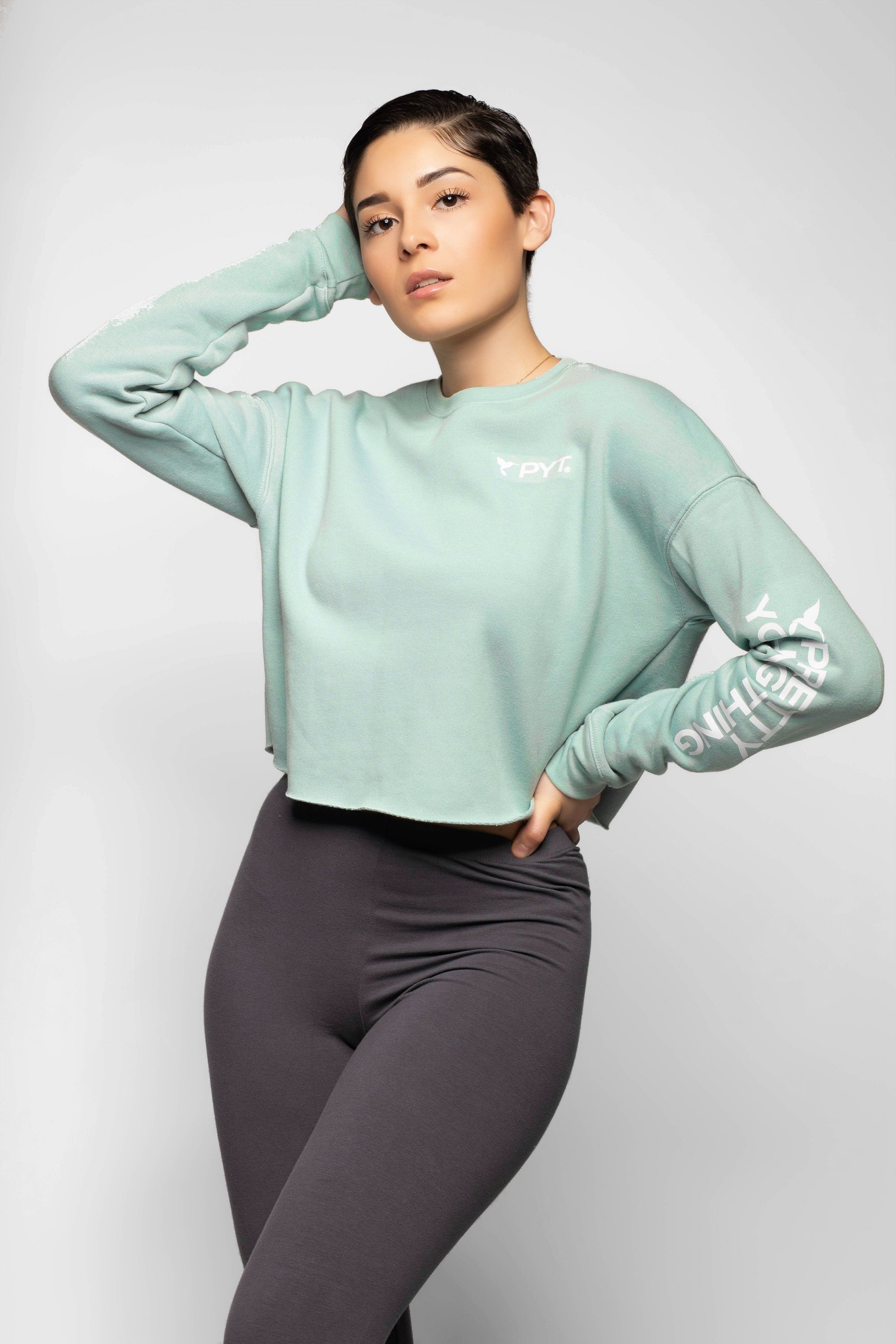 Cropped Crew Pretty Young Thing 4 Colors