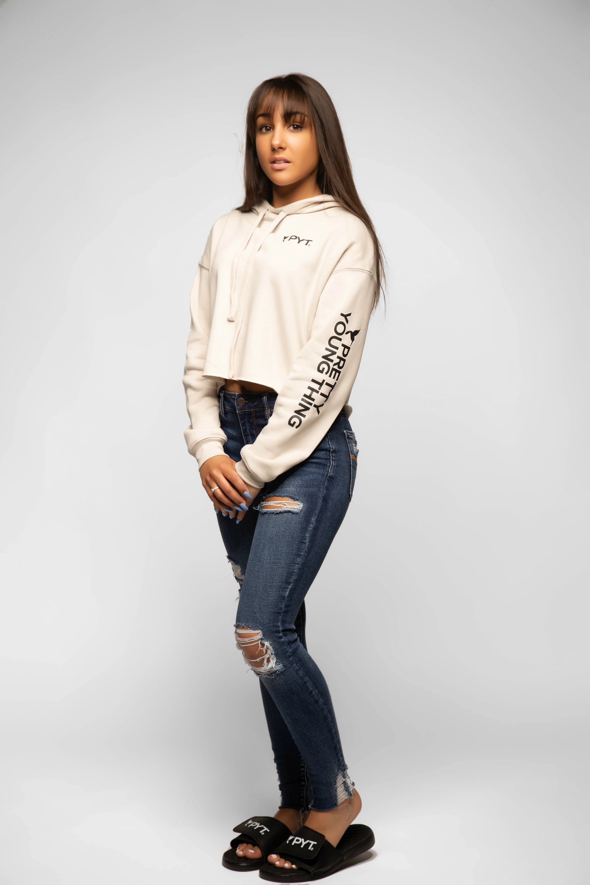 Cropped Hoodie Pretty Young Thing 2 Colors