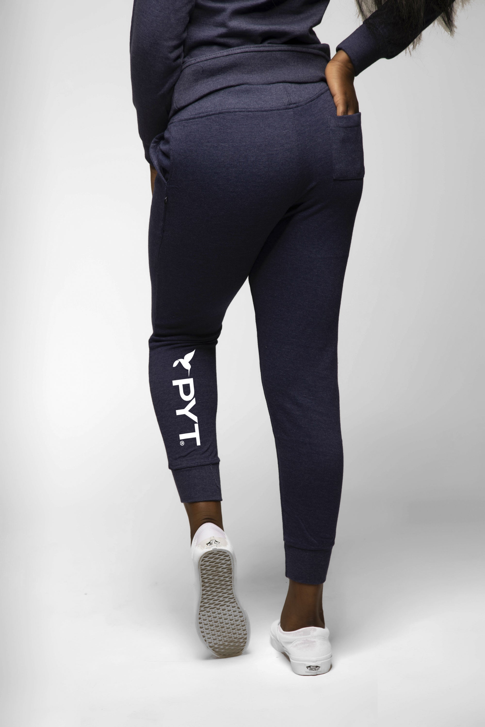 Slim Fit Joggers Calf Logo 3 Colors