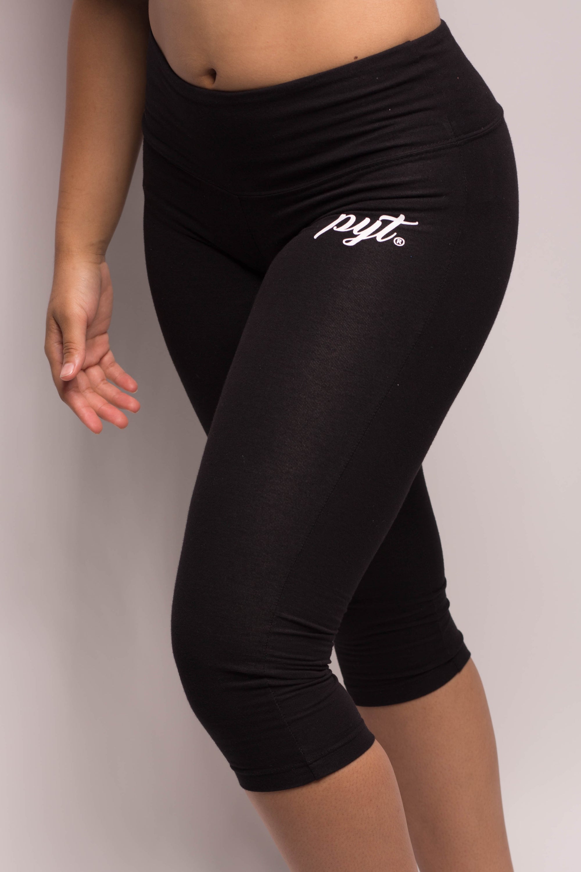 Capri Leggings 2 Colors